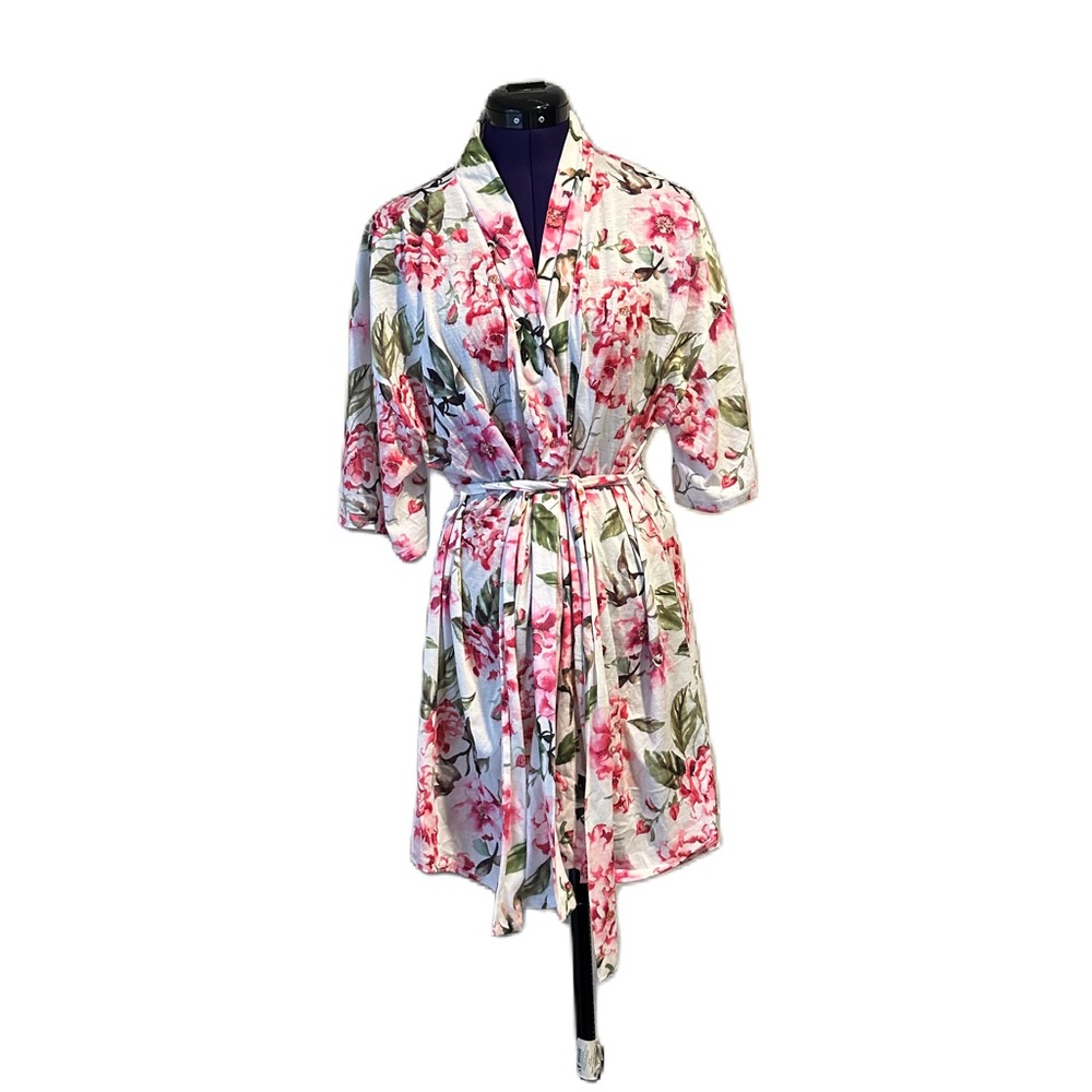 Show Me Your MuMu White Pink Floral Robe